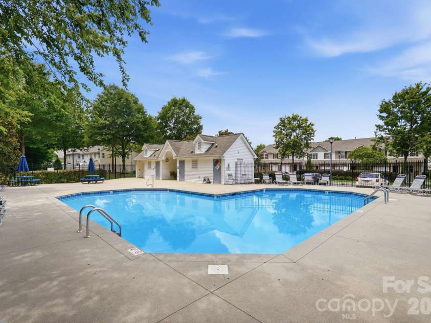 13838 Singleleaf Lane, Charlotte, NC 28278.  MLS# CAR4410883, YatesRealty ID 41730. 