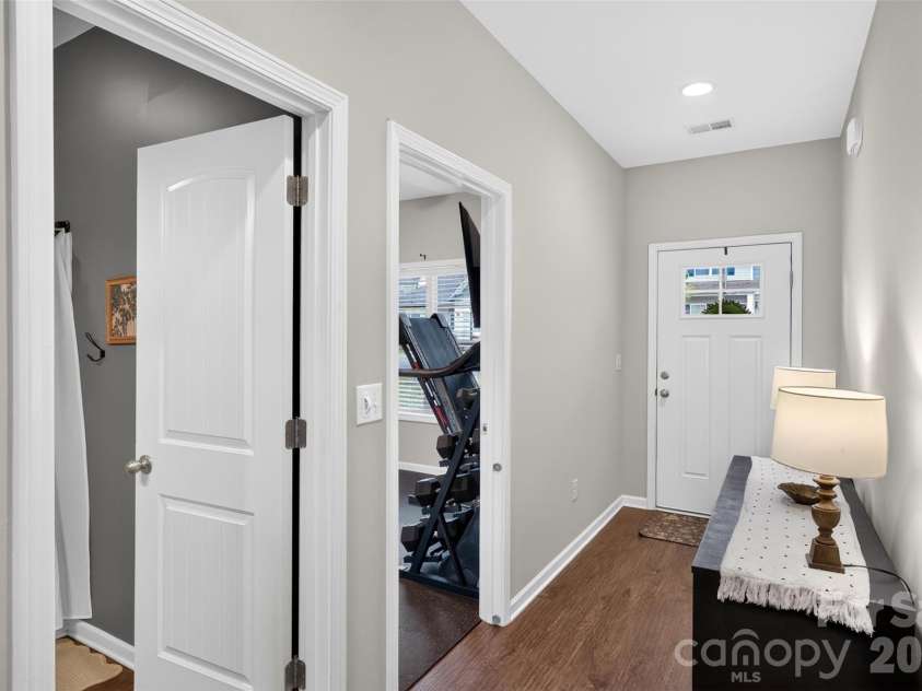 716 Stilmore Drive, Duncan, SC 29334.  MLS# CAR4409087, YatesRealty ID 41732. 