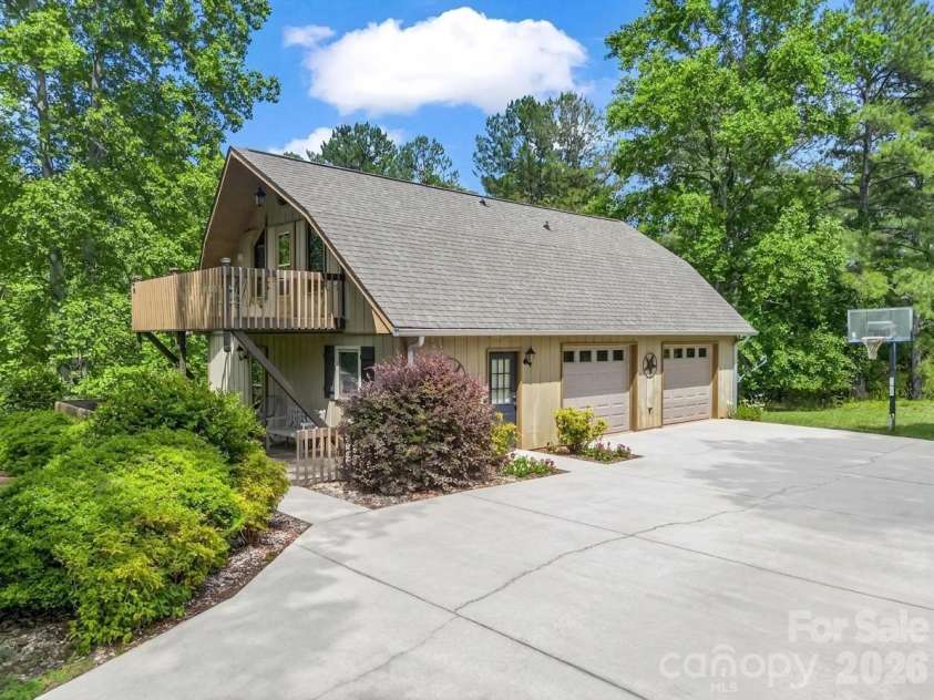 90 Mcentire Road, Tryon, NC 28782.  MLS# CAR4411875, YatesRealty ID 41733. 