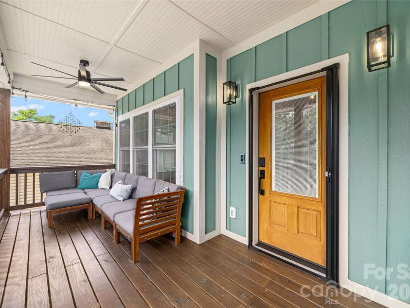 159 Wellington Street, Asheville, NC 28806.  MLS# CAR4411767, YatesRealty ID 41735. 