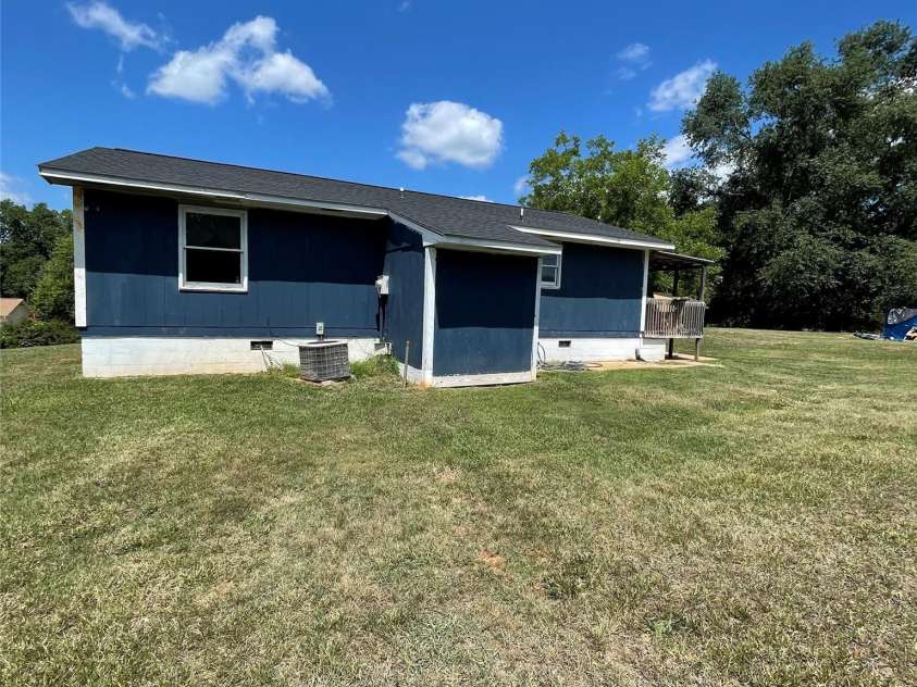 248 WOODSIDE Drive, Forest City, NC 28043.  MLS# CAR4411746, YatesRealty ID 41737. 