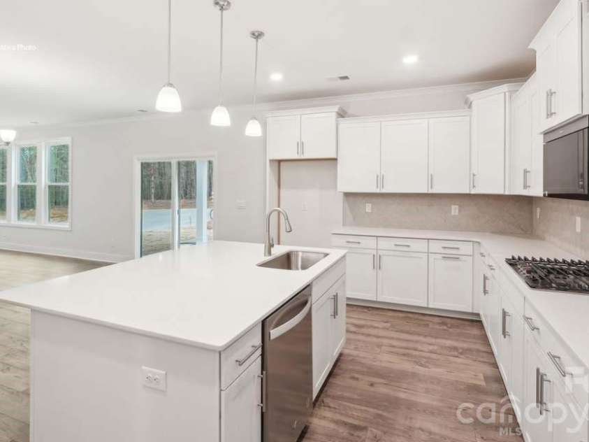 6021 Shady Terrace Lane, York, SC 29745.  MLS# CAR4411932, YatesRealty ID 41739. 
