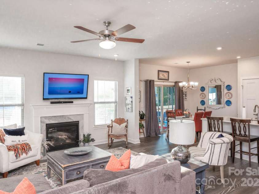 145 Beacon Drive, Mooresville, NC 28117.  MLS# CAR4189165, YatesRealty ID 4174. 