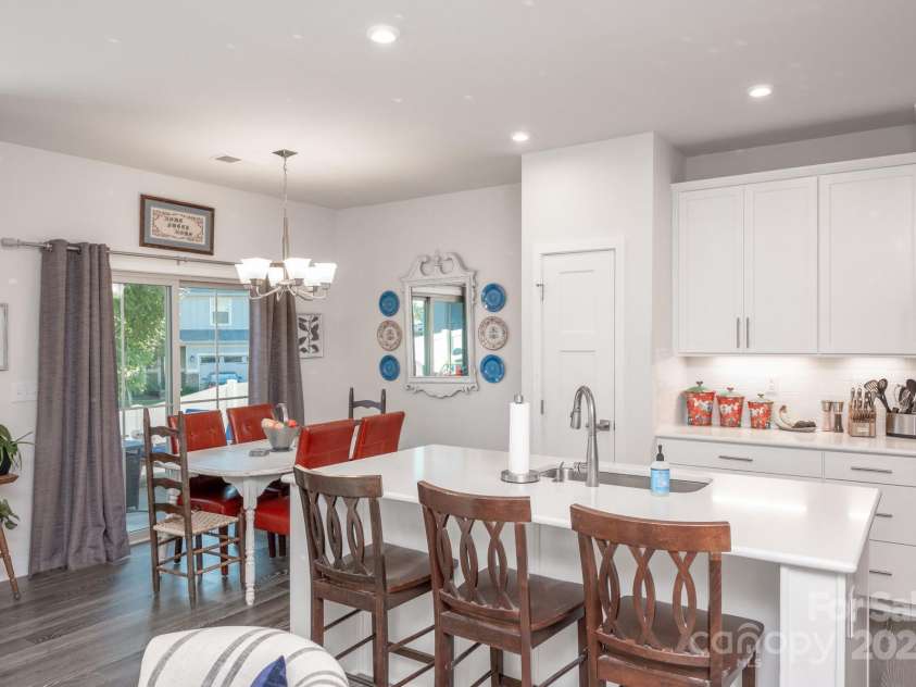 145 Beacon Drive, Mooresville, NC 28117.  MLS# CAR4189165, YatesRealty ID 4174. 