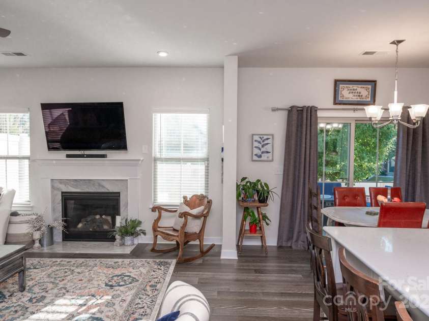 145 Beacon Drive, Mooresville, NC 28117.  MLS# CAR4189165, YatesRealty ID 4174. 