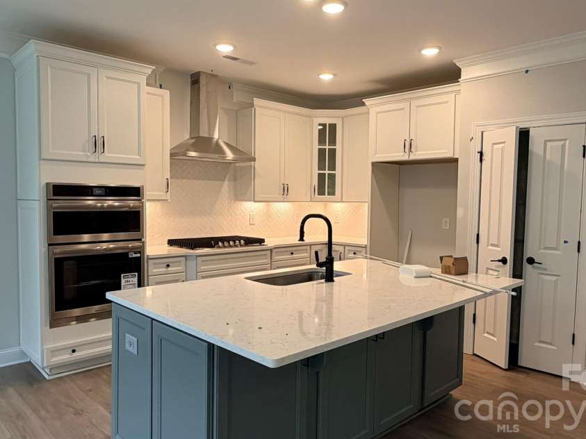 531 Cambria Street, Rock Hill, SC 29730.  MLS# CAR4397648, YatesRealty ID 41746. Kitchen