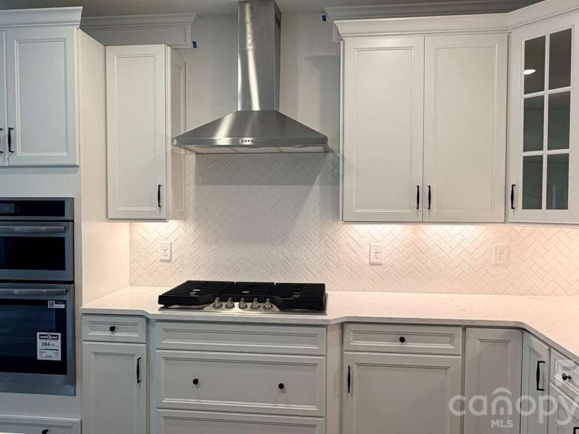 531 Cambria Street, Rock Hill, SC 29730.  MLS# CAR4397648, YatesRealty ID 41746. Kitchen