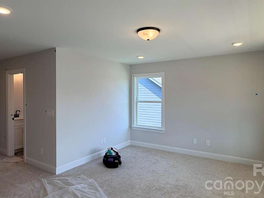 531 Cambria Street, Rock Hill, SC 29730.  MLS# CAR4397648, YatesRealty ID 41746. Loft