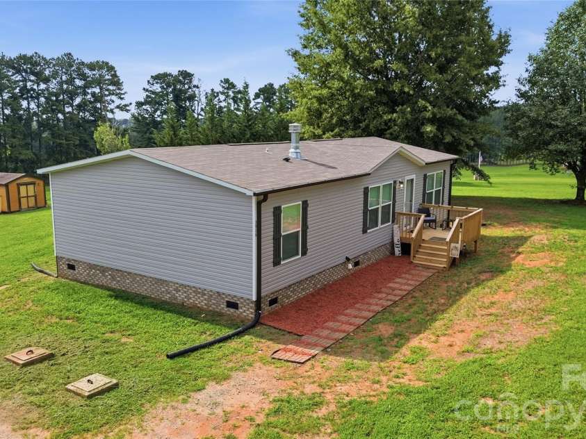 3906 Hollis Road, Ellenboro, NC 28040.  MLS# CAR4411971, YatesRealty ID 41747. 