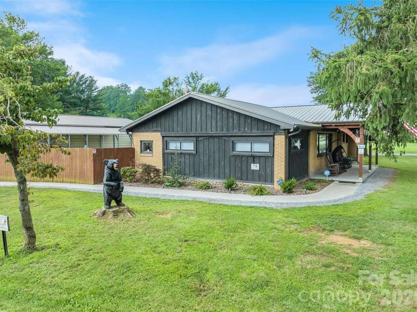 2906 Jonathan Creek Road, Waynesville, NC 28785.  MLS# CAR4411855, YatesRealty ID 41749. 