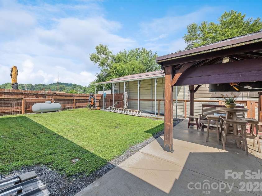 2906 Jonathan Creek Road, Waynesville, NC 28785.  MLS# CAR4411855, YatesRealty ID 41749. 