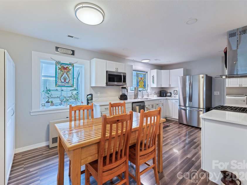 2906 Jonathan Creek Road, Waynesville, NC 28785.  MLS# CAR4411855, YatesRealty ID 41749. 