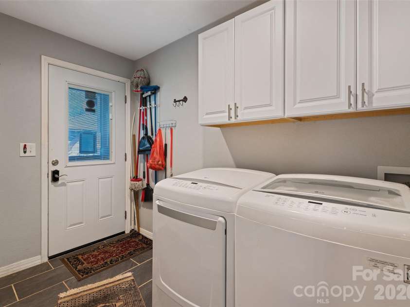 2906 Jonathan Creek Road, Waynesville, NC 28785.  MLS# CAR4411855, YatesRealty ID 41749. 
