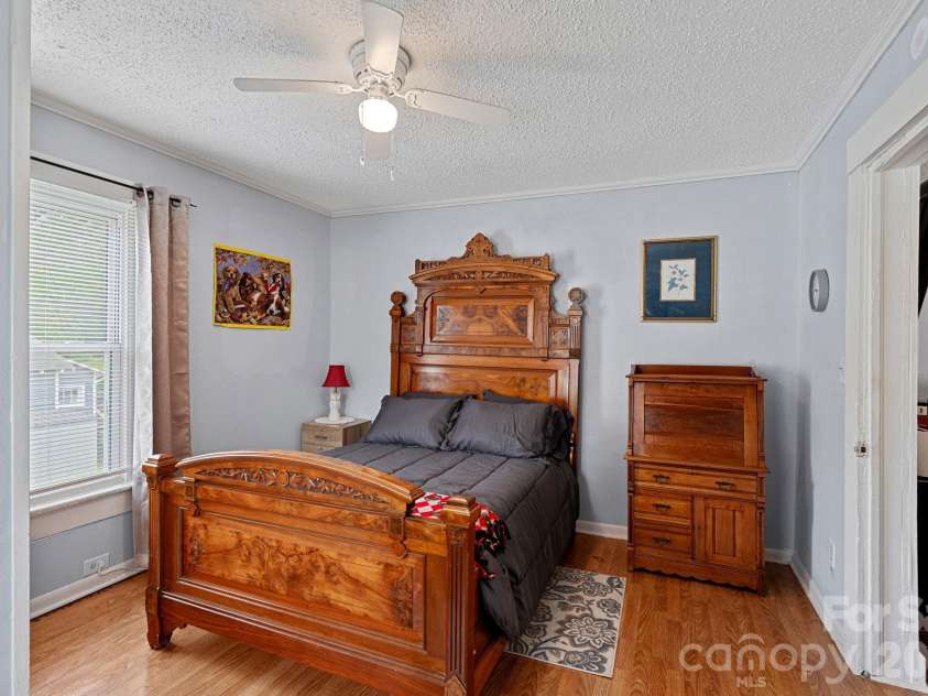 900 Alma Avenue, Kannapolis, NC 28081.  MLS# CAR4337701, YatesRealty ID 4175. 