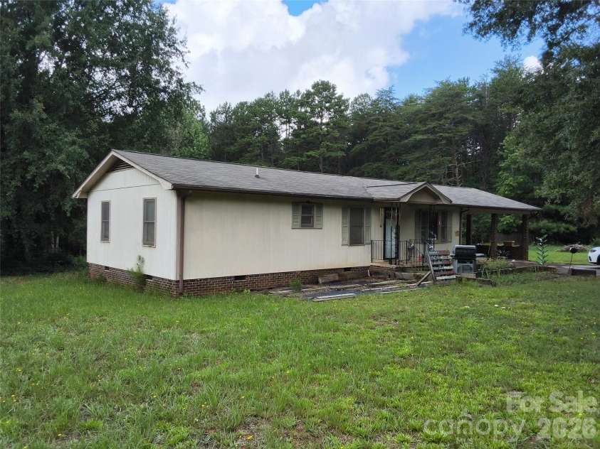 1981 Mollys Backbone Road, Sherrills Ford, NC 28673.  MLS# CAR4411881, YatesRealty ID 41751. 