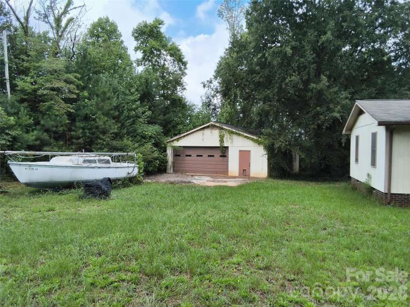 1981 Mollys Backbone Road, Sherrills Ford, NC 28673.  MLS# CAR4411881, YatesRealty ID 41751. 