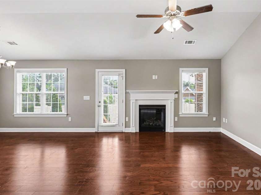 3552 Brickwood Circle, Midland, NC 28107.  MLS# CAR4410933, YatesRealty ID 41754. 