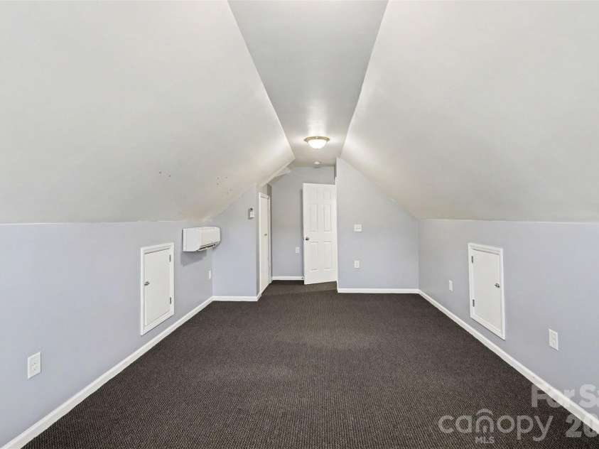 3552 Brickwood Circle, Midland, NC 28107.  MLS# CAR4410933, YatesRealty ID 41754. 