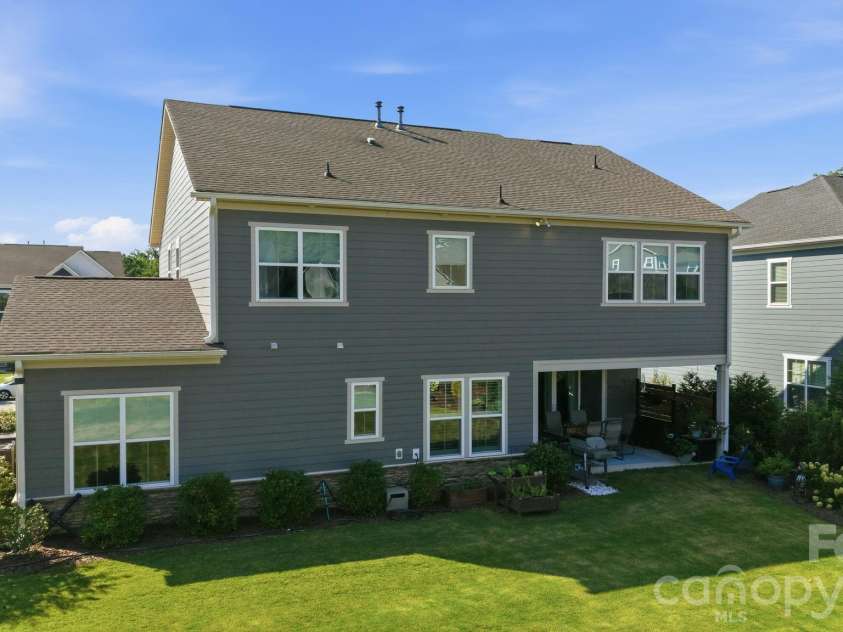 214 Lanyard Lane, Belmont, NC 28012.  MLS# CAR4410669, YatesRealty ID 41756. 