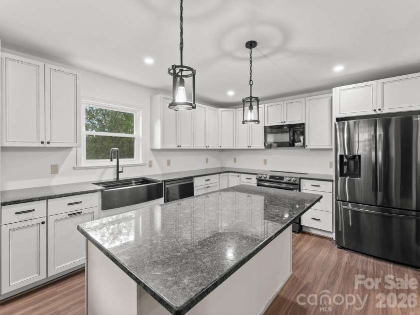 10 Monte Vista Circle, Candler, NC 28715.  MLS# CAR4411703, YatesRealty ID 41758. 