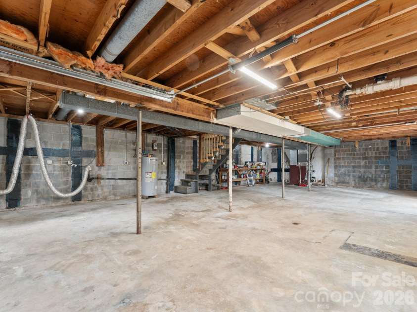 10 Monte Vista Circle, Candler, NC 28715.  MLS# CAR4411703, YatesRealty ID 41758. 