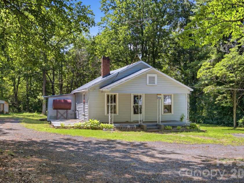 2155 Pa Jolly Lane, Granite Falls, NC 28630.  MLS# CAR4407951, YatesRealty ID 41763. 