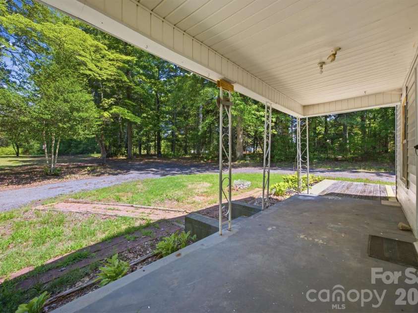 2155 Pa Jolly Lane, Granite Falls, NC 28630.  MLS# CAR4407951, YatesRealty ID 41763. 
