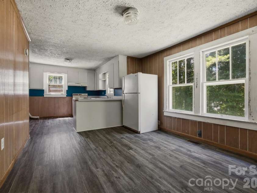 2155 Pa Jolly Lane, Granite Falls, NC 28630.  MLS# CAR4407951, YatesRealty ID 41763. 