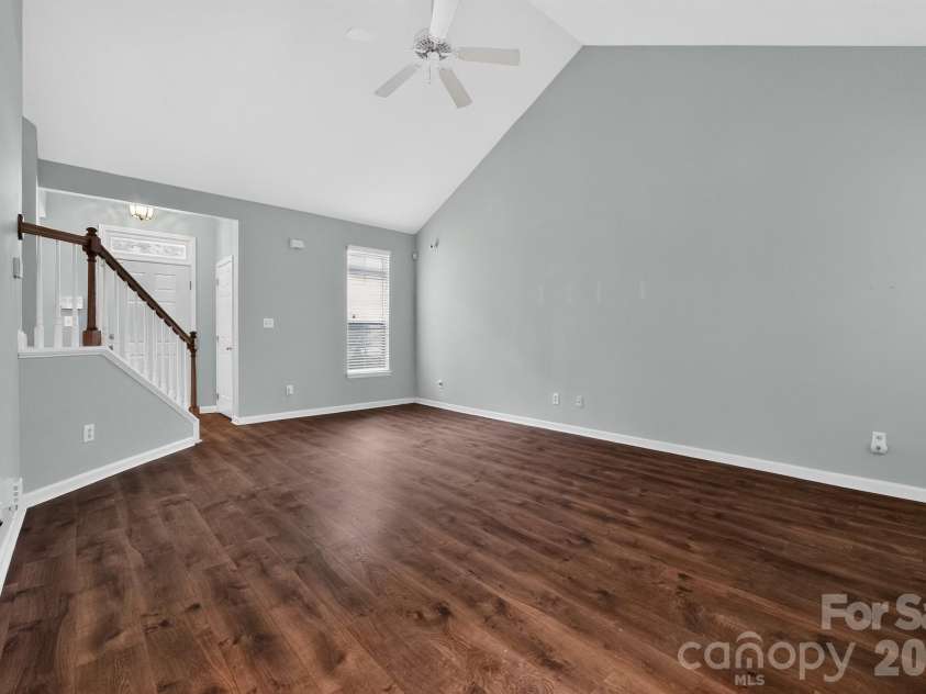 6420 Spanish Moss Lane, Charlotte, NC 28262.  MLS# CAR4411608, YatesRealty ID 41764. 