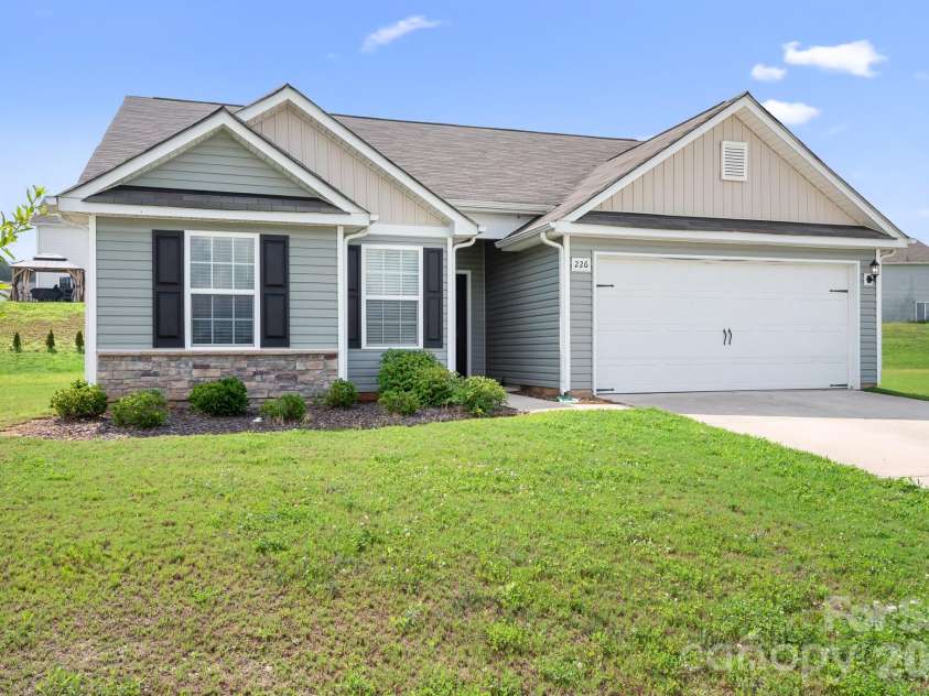 226 Caley Street, Kings Mountain, NC 28086.  MLS# CAR4408413, YatesRealty ID 41767. 