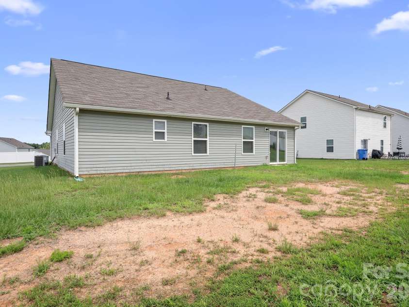 226 Caley Street, Kings Mountain, NC 28086.  MLS# CAR4408413, YatesRealty ID 41767. 