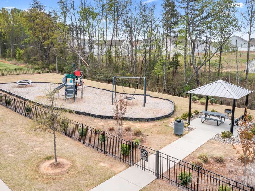226 Caley Street, Kings Mountain, NC 28086.  MLS# CAR4408413, YatesRealty ID 41767. 