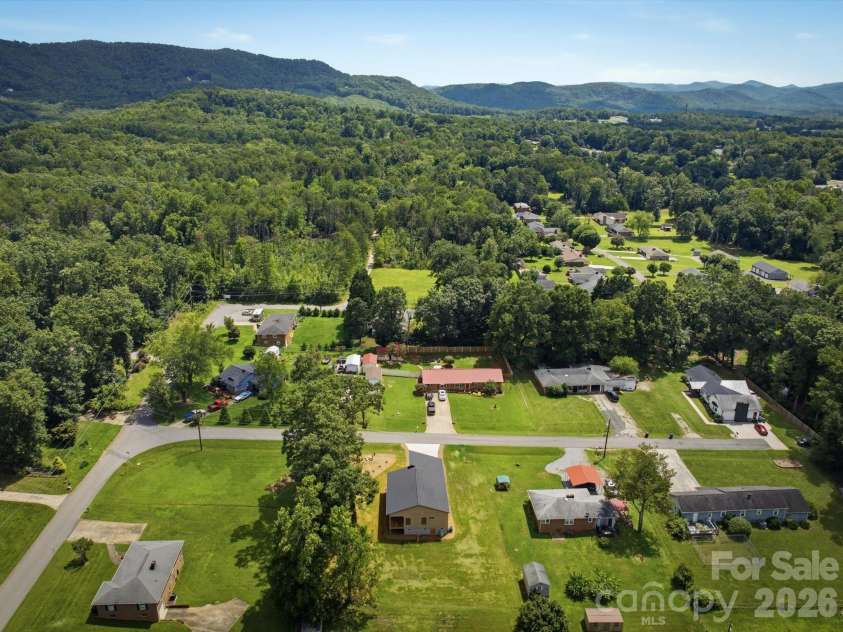 3143 2nd Street, Valdese, NC 28690.  MLS# CAR4410687, YatesRealty ID 41768. 