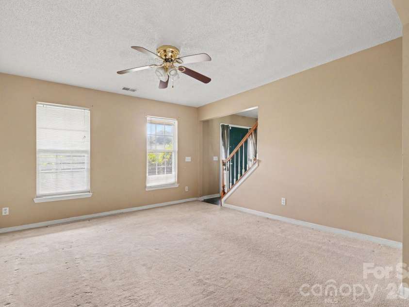 9813 Baxter Caldwell Drive, Charlotte, NC 28213.  MLS# CAR4411650, YatesRealty ID 41769. 