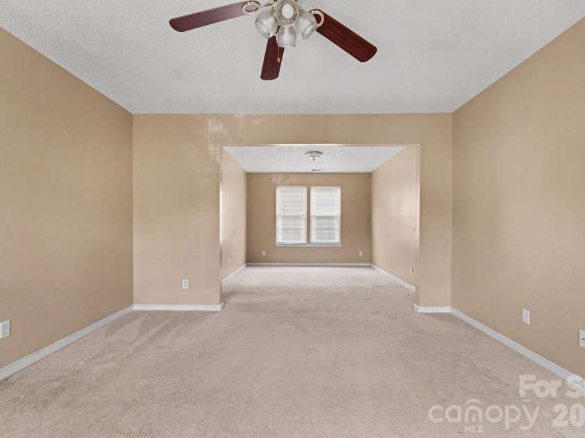 9813 Baxter Caldwell Drive, Charlotte, NC 28213.  MLS# CAR4411650, YatesRealty ID 41769. 