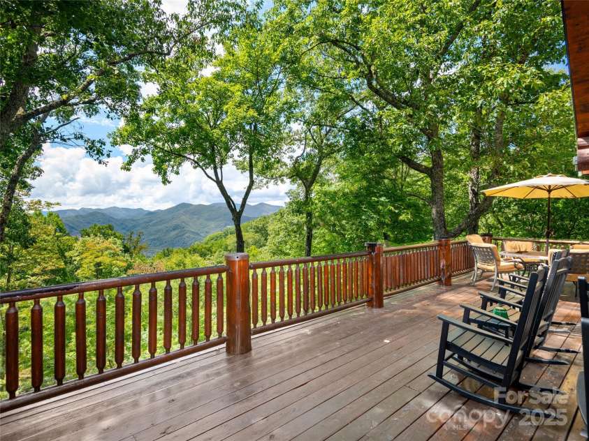 1391 Still Branch Road, Sylva, NC 28779.  MLS# CAR4242282, YatesRealty ID 4177. 