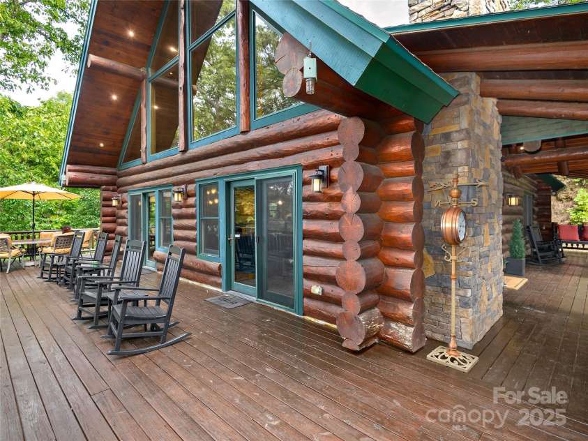 1391 Still Branch Road, Sylva, NC 28779.  MLS# CAR4242282, YatesRealty ID 4177. 