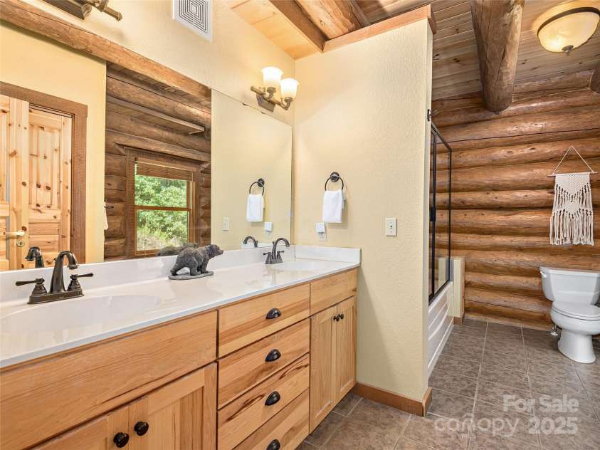 1391 Still Branch Road, Sylva, NC 28779.  MLS# CAR4242282, YatesRealty ID 4177. 