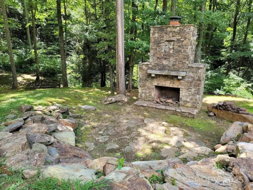 1391 Still Branch Road, Sylva, NC 28779.  MLS# CAR4242282, YatesRealty ID 4177. 