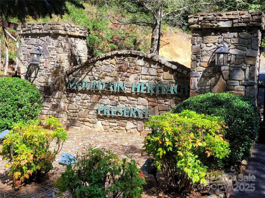 1391 Still Branch Road, Sylva, NC 28779.  MLS# CAR4242282, YatesRealty ID 4177. 