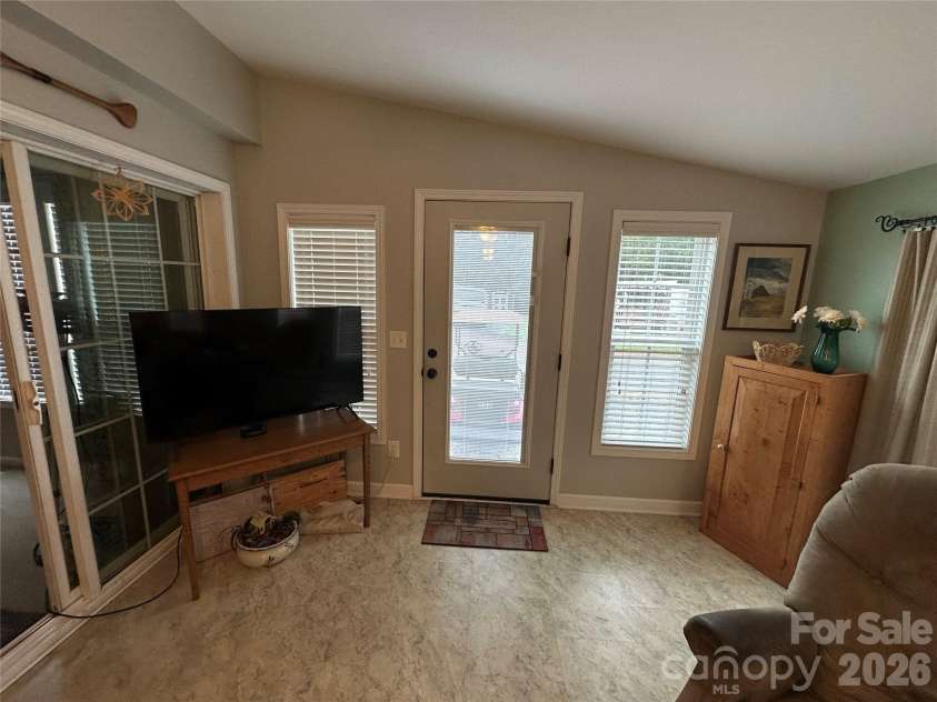 108 Hummingbird Circle, New London, NC 28127.  MLS# CAR4411380, YatesRealty ID 41770. 