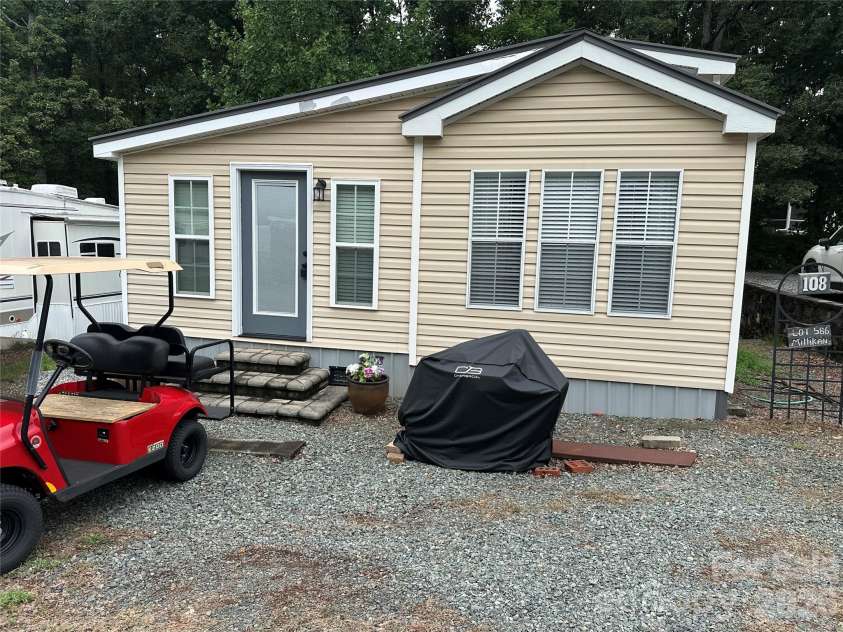 108 Hummingbird Circle, New London, NC 28127.  MLS# CAR4411380, YatesRealty ID 41770. 