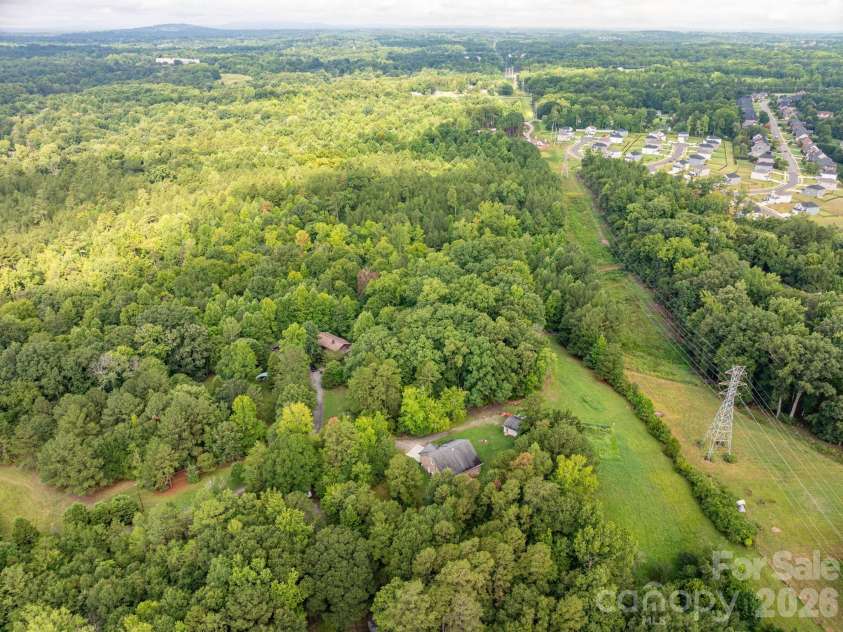 344 John Logan Lane, Gastonia, NC 28056.  MLS# CAR4410445, YatesRealty ID 41771. 