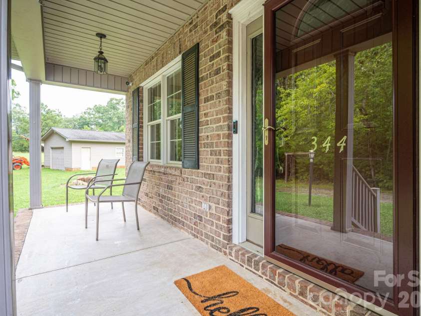 344 John Logan Lane, Gastonia, NC 28056.  MLS# CAR4410445, YatesRealty ID 41771. 