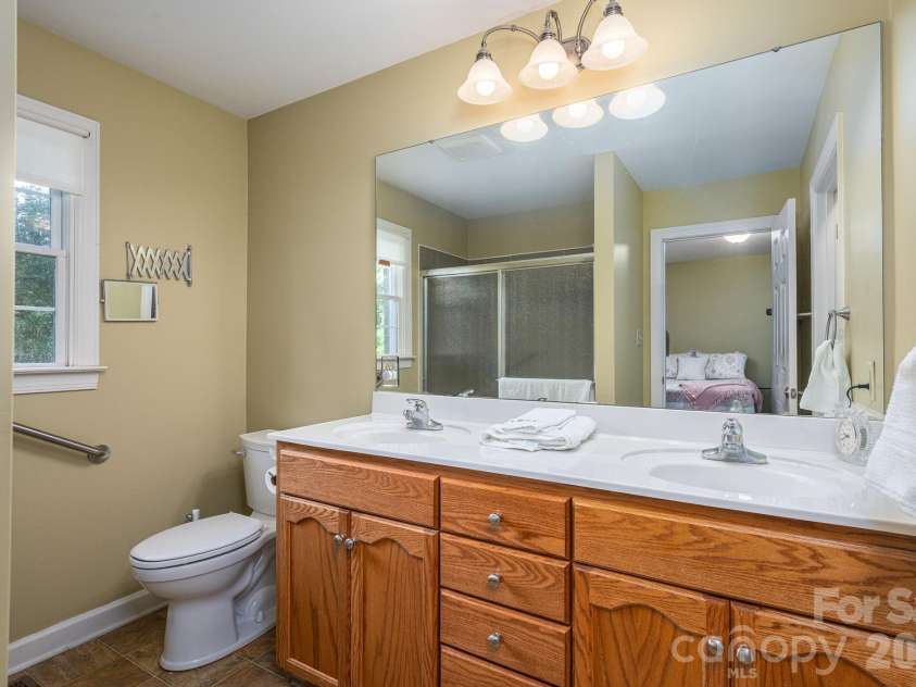344 John Logan Lane, Gastonia, NC 28056.  MLS# CAR4410445, YatesRealty ID 41771. Primary bathroom