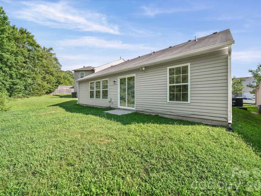1604 Bray Drive, Charlotte, NC 28214.  MLS# CAR4409695, YatesRealty ID 41773. Backyard