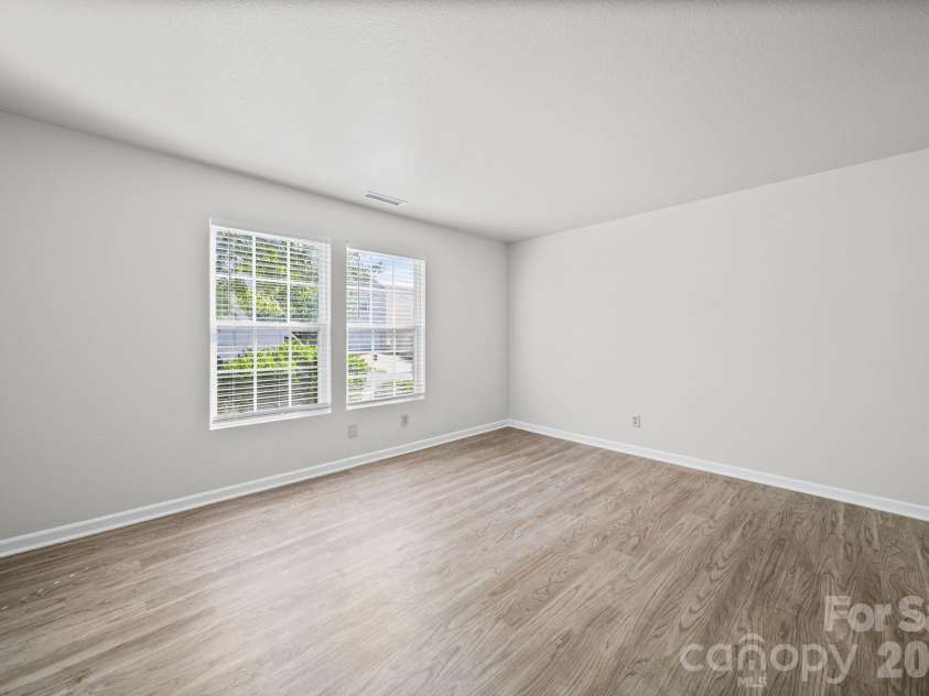 1604 Bray Drive, Charlotte, NC 28214.  MLS# CAR4409695, YatesRealty ID 41773. Primary Bedroom