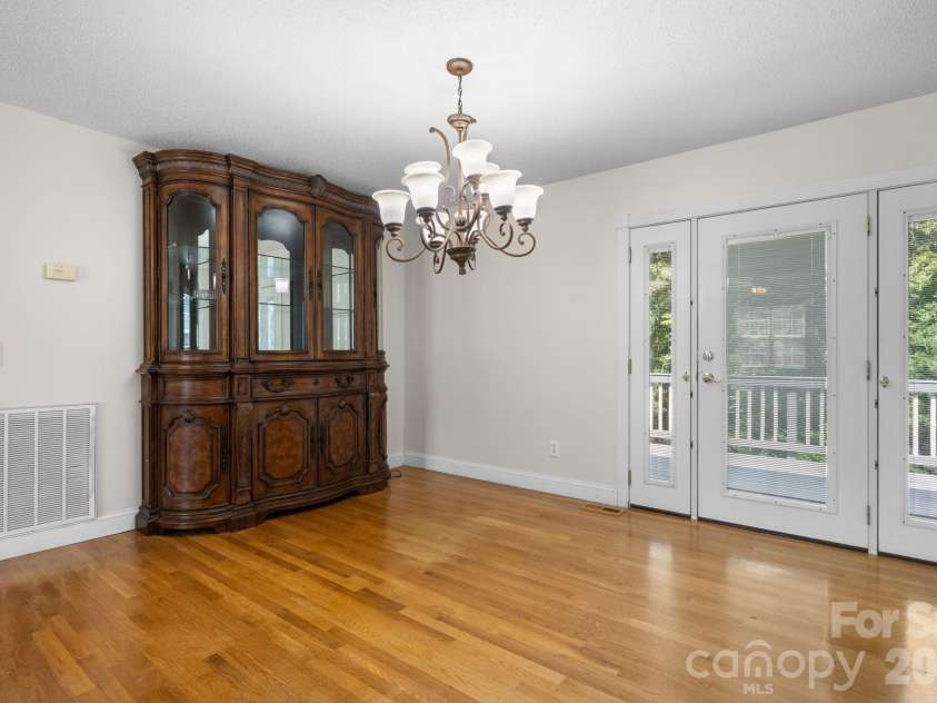 4400 Willowood Drive, Morganton, NC 28655.  MLS# CAR4409635, YatesRealty ID 41778. 