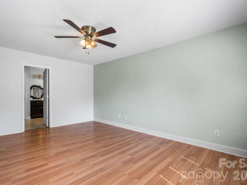 4400 Willowood Drive, Morganton, NC 28655.  MLS# CAR4409635, YatesRealty ID 41778. 