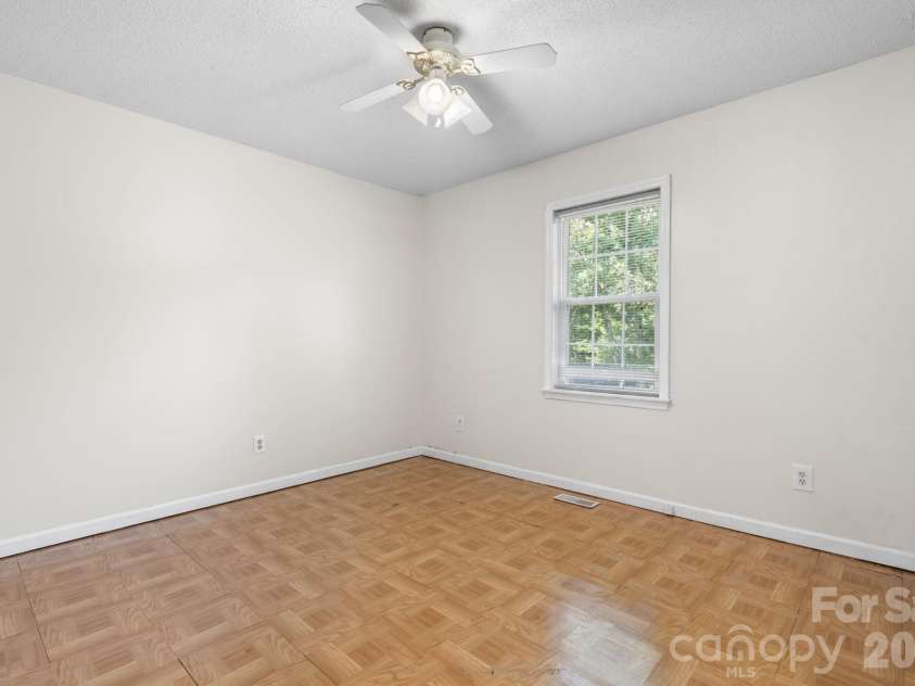 4400 Willowood Drive, Morganton, NC 28655.  MLS# CAR4409635, YatesRealty ID 41778. 